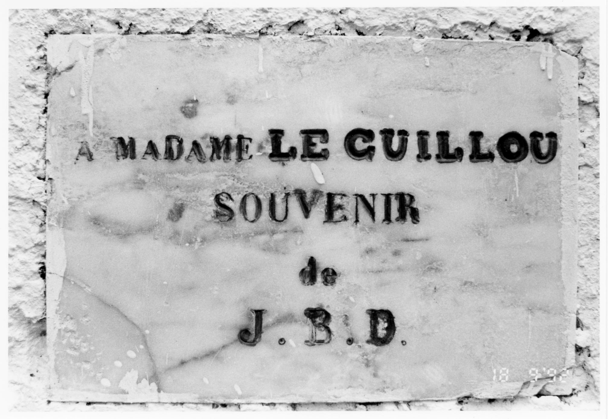 Las Tumbas de J.J. María de Guillou - 94000923